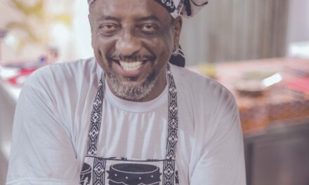Afrochefe Jorge Washington leva samba e feijoada no primeiro Culinária Musical do ano