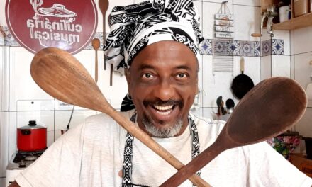 Afrochefe Jorge Washington faz último Culinária Musical do ano com o Troféu Colher de Pau