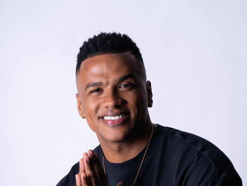 COMPOSITOR DE “MARQUINHA DE FITINHA”, KAIKE MENDES ESTREIA CARREIRA SOLO