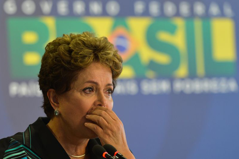 Lágrimas da tortura: Dilma chora ao receber relatório sobre ditadura e diz que país merece a verdade