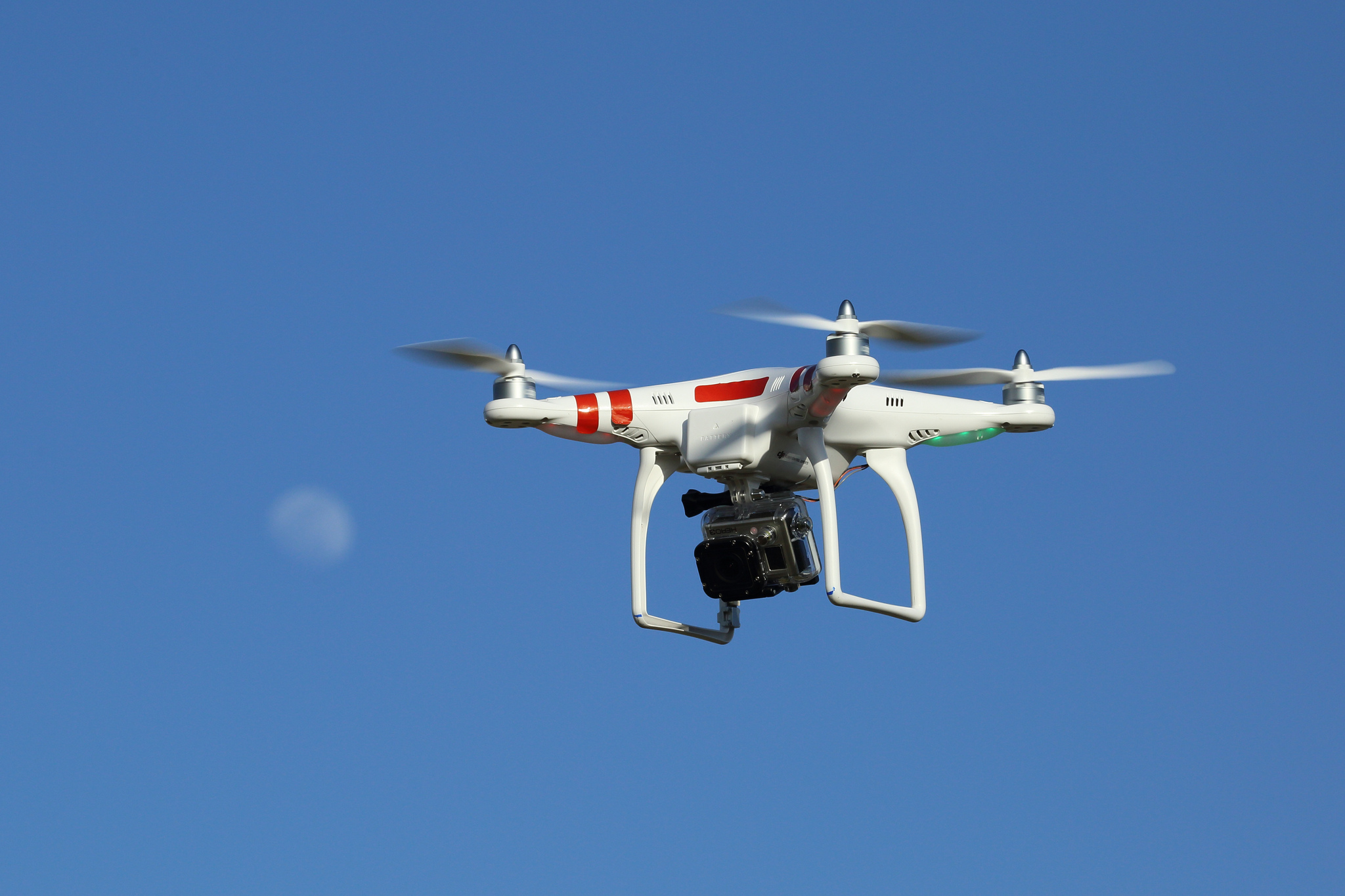Drones estão se tornando ameaça real para aviação civil?