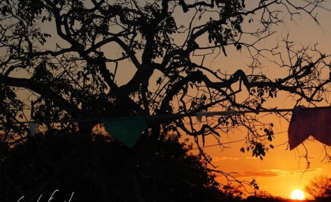 Jornalista registra por do sol no sertão baiano, inspirado em Castro Alves