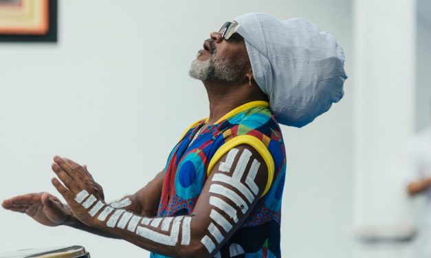 Carlinhos Brown lança curso online de percussão