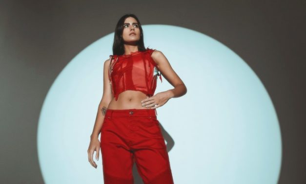 Antonia Morais anuncia novo álbum só com canções de Orlando Morais