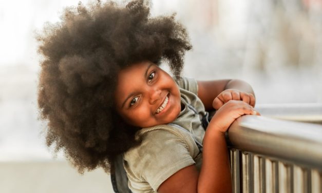 PEQUENA NOTÁVEL LIS DÓREA SEGUE FOCADA NA PROFISSÃO DE MODELO