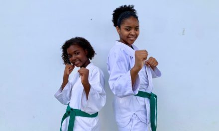 Meninas de Castelo Branco a caminho do Campeonato Brasileiro de Karatê Educacional