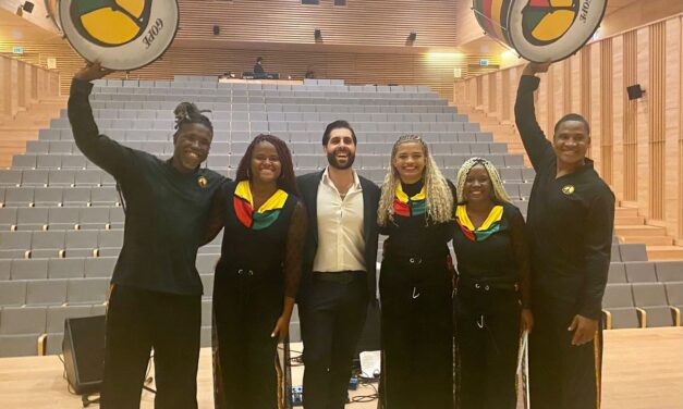 Escola Olodum se apresenta em Portugal ao lado de Armandinho Macedo e Yaccoce Simoes