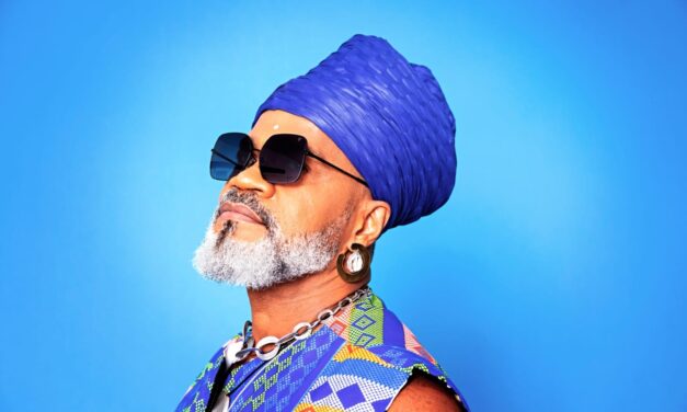Carlinhos Brown comanda a primeira edição do Carnavais em São Paulo