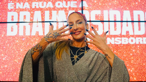 Para Cláudia Leitte, o Carnaval de 2023 é uma ‘celebração à vida’