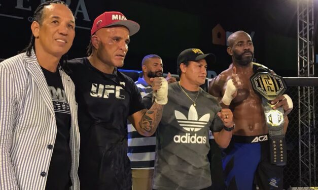 Mondragon vence luta principal Premiere Fight League