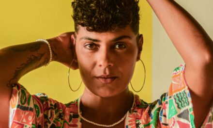 Cantora e compositora Laiô representa a Bahia no Festival Nacional de Paracatu (MG)