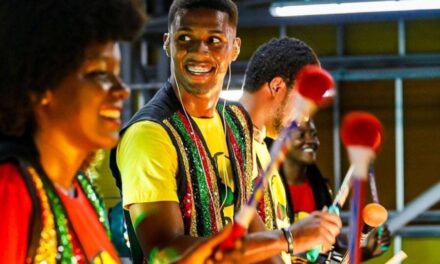 OFICINA DE PERCUSSÃO: TAMBORES DA IGUALDADE