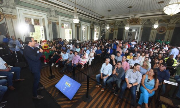 Prefeitura anuncia maior programação do Natal de Salvador com iluminação especial, corais em sacadas de casarões e shows