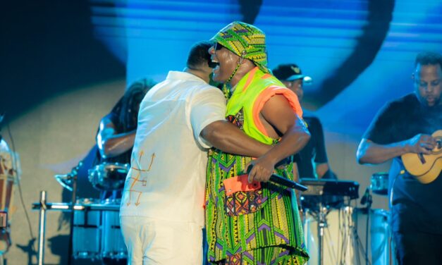 Psirico entrega super show ao lado de Baco no Festival de Verão Salvador