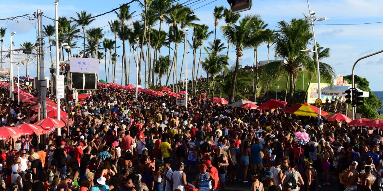 Com 52 atrações para todos os gostos, Furdunço atrai multidão ao Circuito Orlando Tapajós