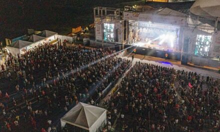 Lenine e Chico César se apresentam na 2ª edição do Festival Vermelho