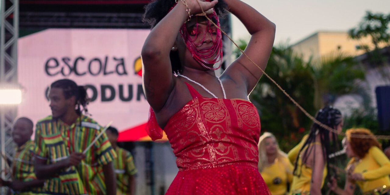 Escola Olodum abre inscrições até amanhã (10) para oficina de dança gratuita