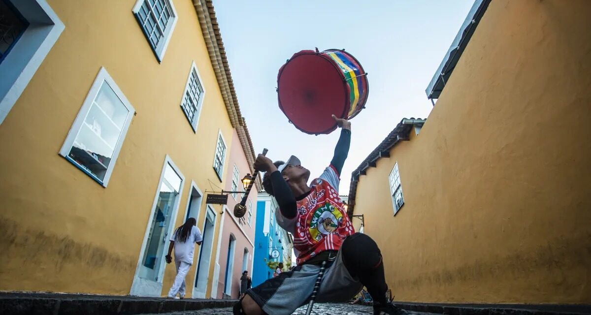 Prefeitura lança guia de afroturismo de Salvador nesta segunda (20)