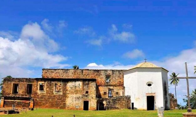 SINFÔNICA GARCIA D’ÁVILA SE APRESENTA NO CASTELO GARCIA D’ÁVILA EM PRAIA DO FORTE