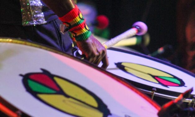 Banda Olodum faz show no Africa Friends em São Paulo