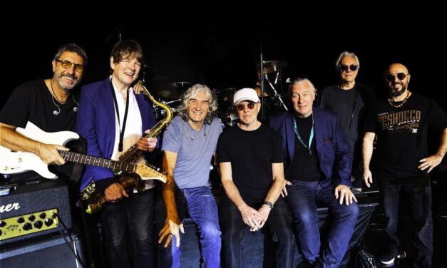 Dire Straits Legacy reúne integrantes da icônica banda na ‘For You South America Tour 2024’