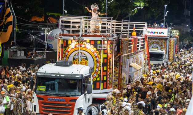 Ilê Aiyê homenageia a história e cultura do povo keniano no Carnaval 2025