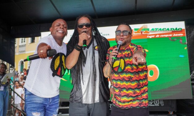 Olodum realiza última Benção antes do Carnaval em Salvador