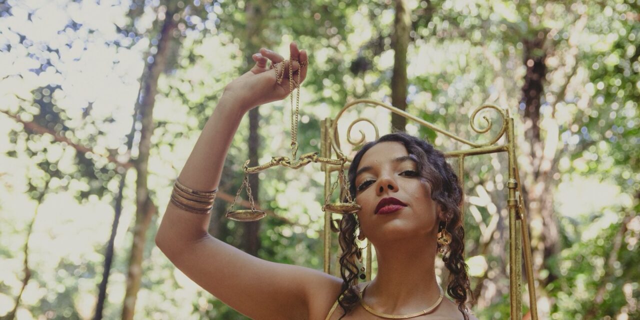 Aos 25 anos, jovem da Chapada Diamantina, Mirceia Jordana lança álbum de estreia “À Vontade”