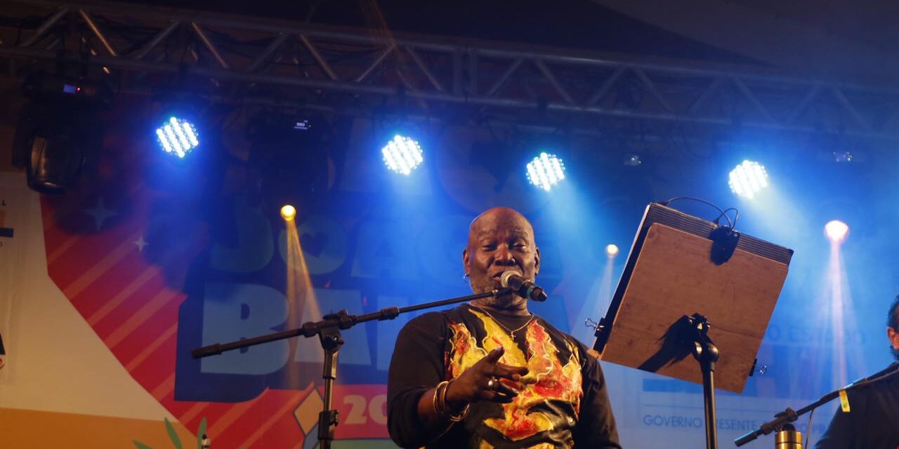 Gereba, Lazzo, Márcia  Short e mais no domingo junino da Praça das Artes