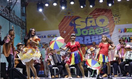 Largo Quincas Berro d’Água se despede do São João da Bahia 2025 com mistura musical na última noite