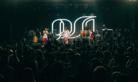 Psirico faz show de quase 3h na Audio e transforma SP em verdadeiro Carnaval baiano