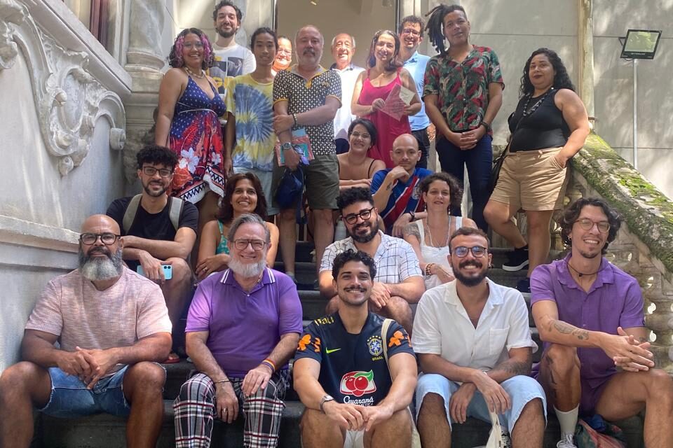 Museu de Arte da Bahia recebe Clube de Leitura dedicado à literatura independente da Bahia no Dia Internacional do Orgulho LGBTQIAPN+