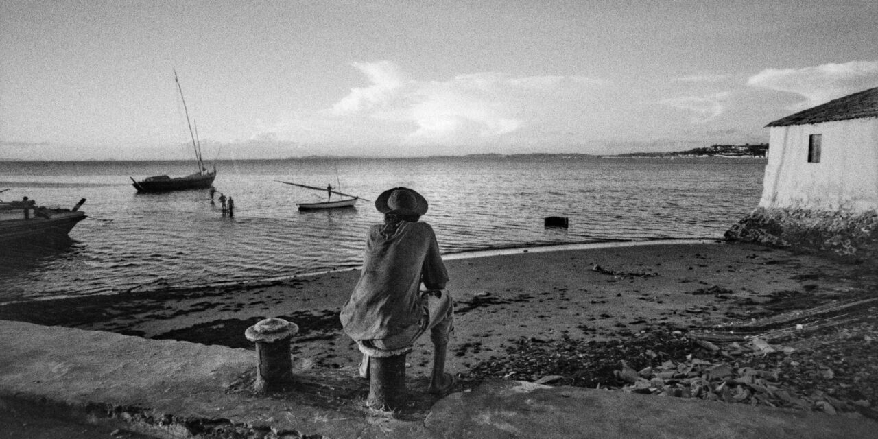 Exposição “Mario Cravo Neto: Sob o Sol da Bahia” estreia na Caixa Cultural Salvador