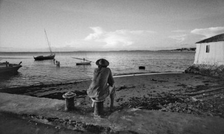 Exposição “Mario Cravo Neto: Sob o Sol da Bahia” estreia na Caixa Cultural Salvador