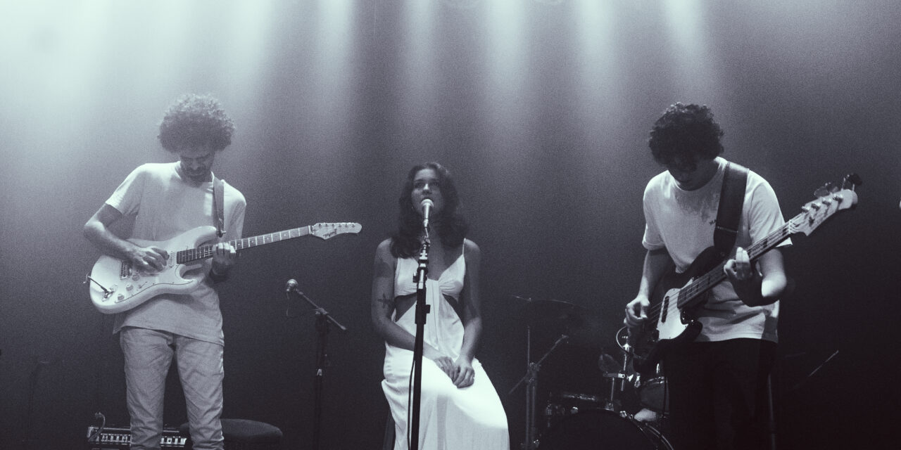 História da Chapada Diamantina, união do Clube da Esquina e Beatles e adaptação de Dostoiévski chegam ao palco do Teatro Gamboa nesta semana