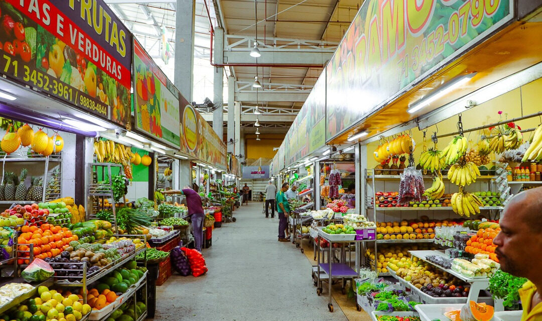 Dois de Julho: Ceasa tem funcionamento normal e mercados administrados pela SDE terão fechamento antecipado