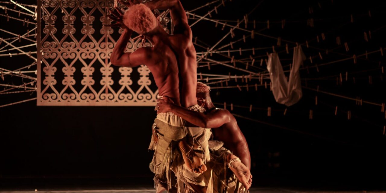 Espetáculo Dembwa em temporada gratuita de 18 a 27 de julho em Salvador e RMS