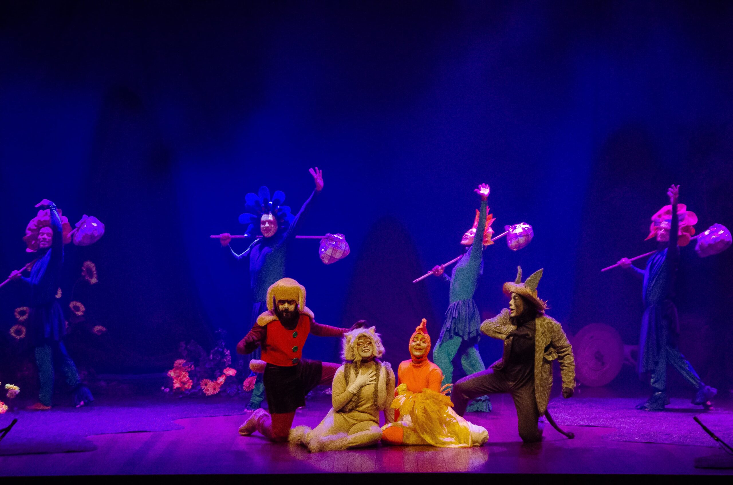 Espetáculo Musical “Os Saltimbancos”, realizado pelo Centro Cultural Ensaio, volta a cartaz no Teatro FARESI, em celebração ao Dia dos Pais.