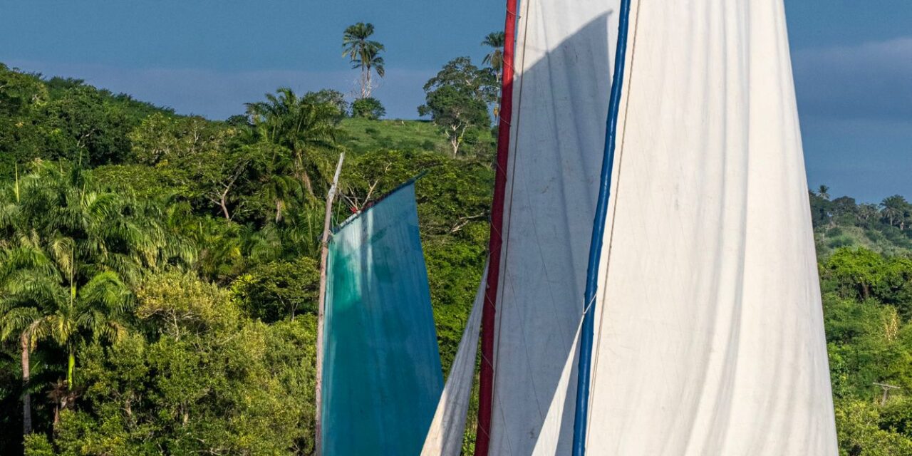 Em celebração ao Dia da Fotografia, mostra ‘Saveiros da Bahia’ é prorrogada até 27 de agosto no Shopping Paseo