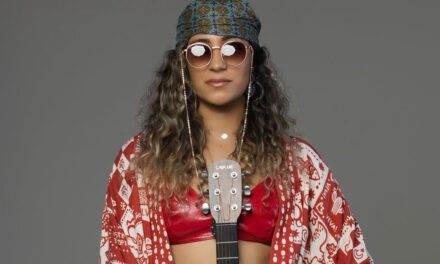 BANDA MAMACITA ASSINA COM A ONLINE ENTRETENIMENTO E INICIA NOVA FASE NA CARREIRA