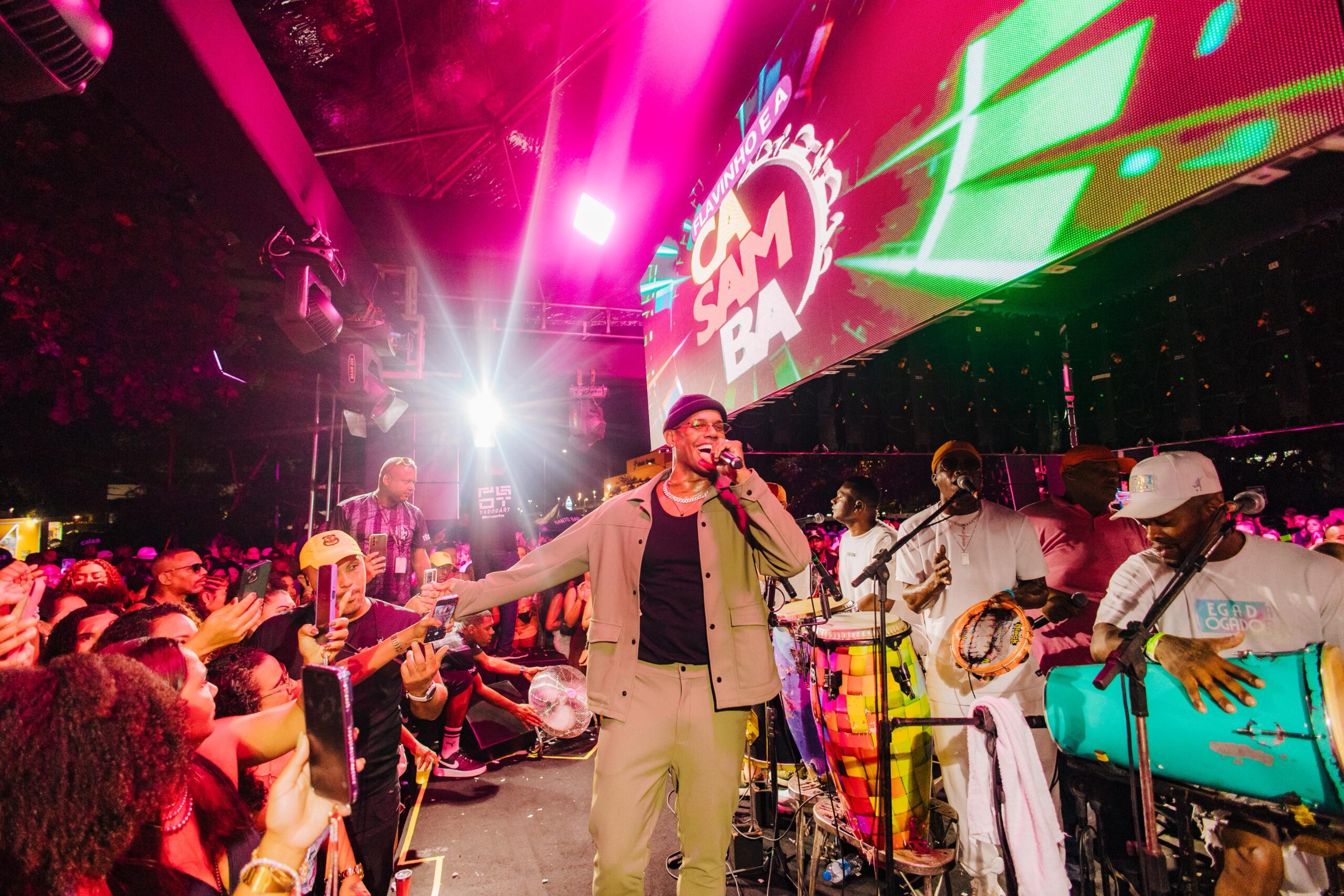 Projeto ‘Flavinho e a CaSamba’ acontece neste domingo (19) em Salvador; ingressos estão no último lote