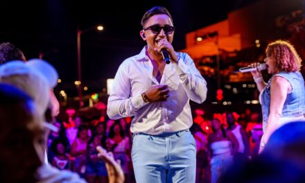 Cantor SANTIAGO lança EP e clipe com participação de influenciadores