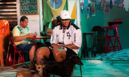 Léo Santana lança clipe da música ‘Surto Coletivo’