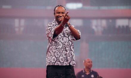 Tardezinha celebra 10 anos com multidão em dia épico