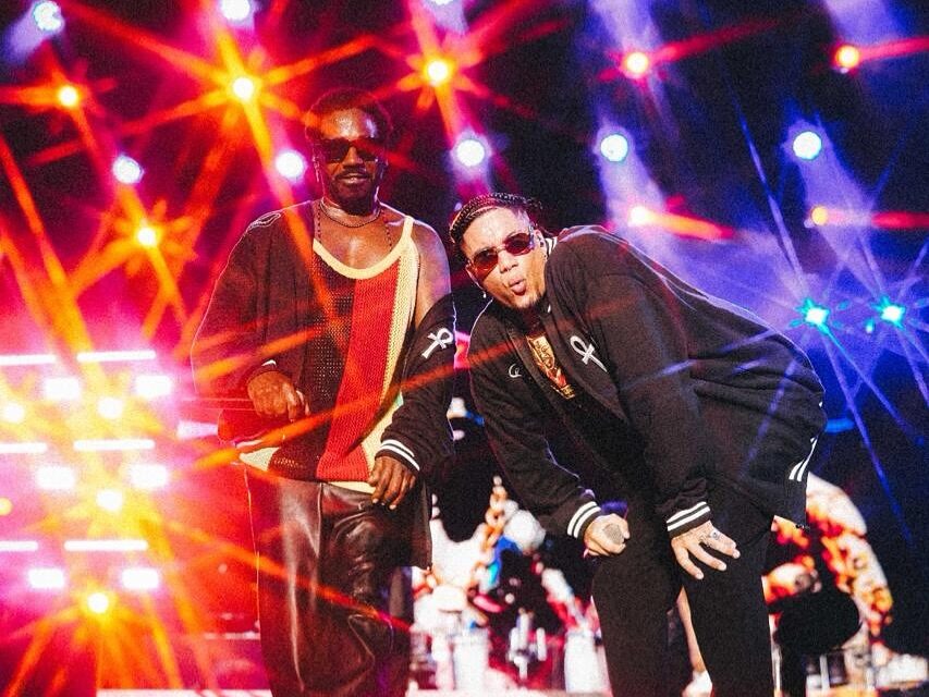 ÀTTØØXXÁ faz o AFROPUNK Brasil 2025 pulsar com pagodão, corpo e liberdade