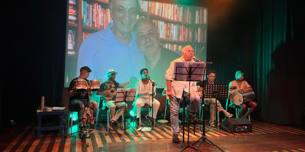Paulinho Lima e os Bebês Reborns apresentam show intimista na Casa Rosa no domingo (9)
