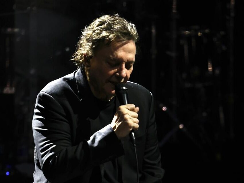 Fábio Jr. emociona o público na Concha Acústica