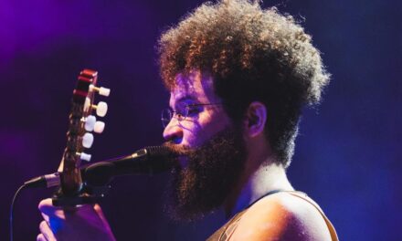 Pernambucano Martins retorna à Casa Rosa para um reencontro acústico com o público de Salvador