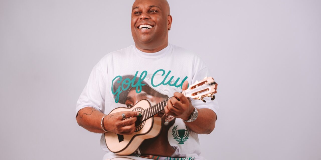 Simplesmente Luís grava segundo audiovisual da carreira solo em retorno emocionante ao bairro de infância