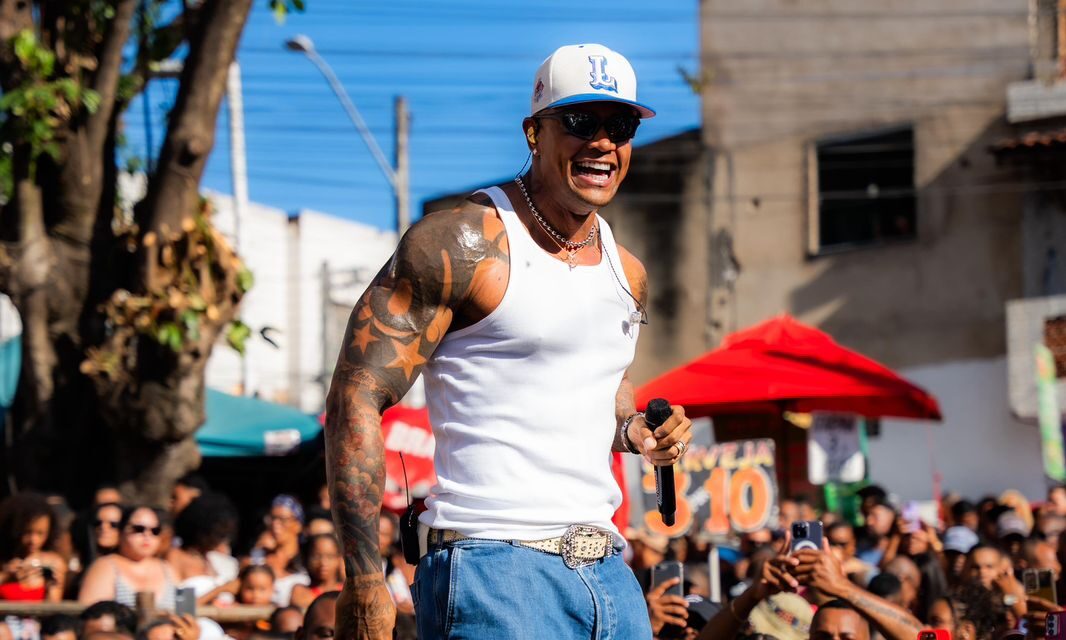 Léo Santana realiza mais uma edição do ‘Natal do GG’ na Boa Vista do Lobato